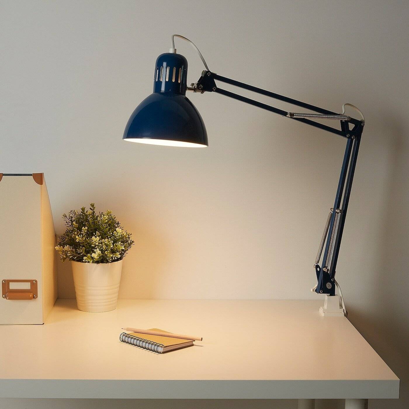 💡 настольная лампа для рабочего стола: выбор, бренды и тренды