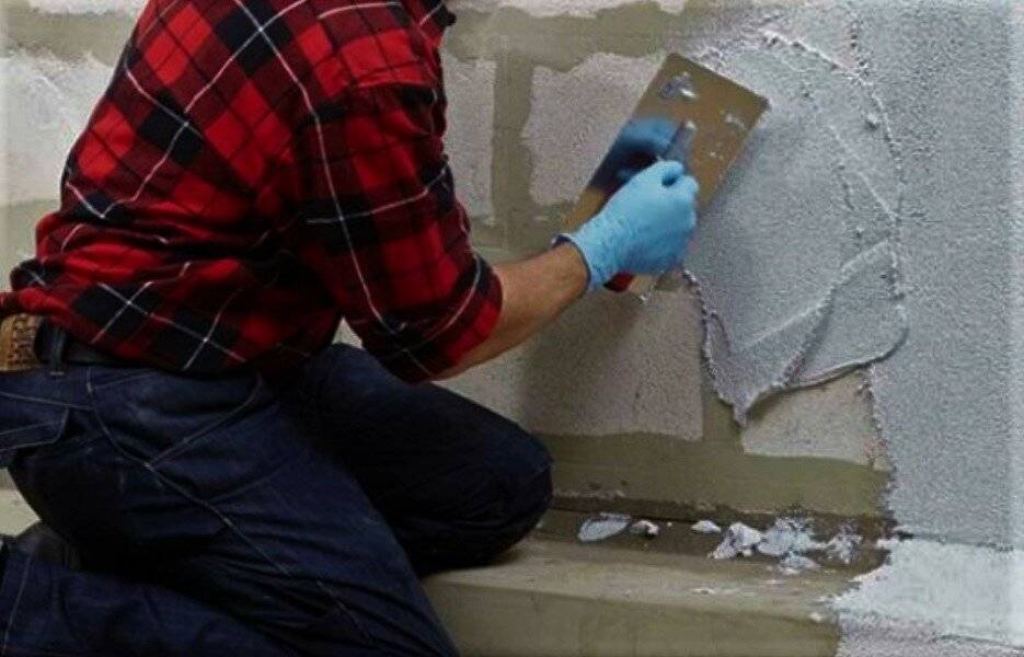 Как выполняется штукатурка стен из газобетона внутри помещения?