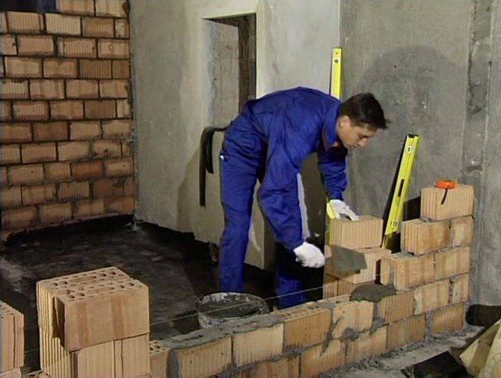 Возведение стены в квартире своими руками