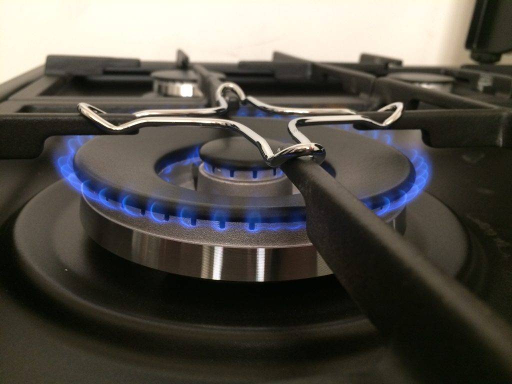 Подключение газовой плиты в квартире: подробная инструкция