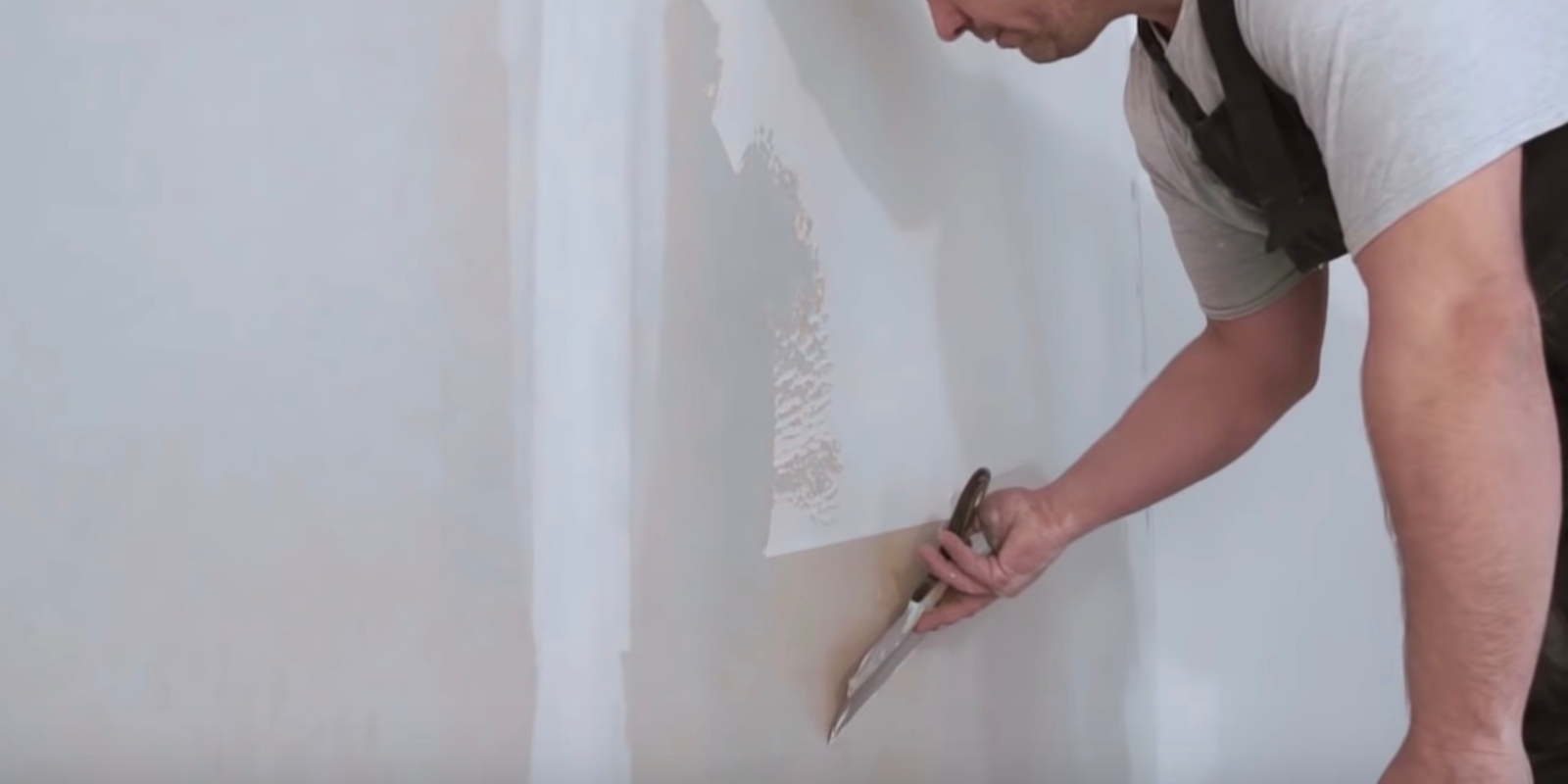 Как выровнять стены в квартире своими руками - пошаговая технология